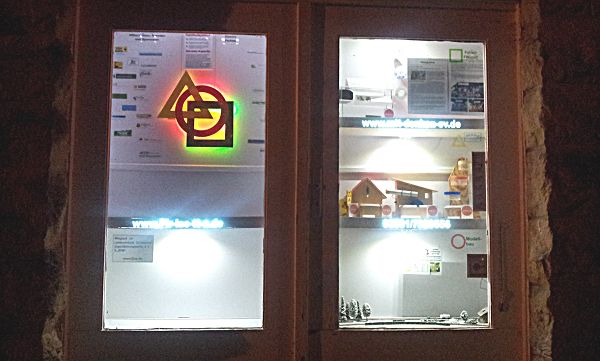 tl_files/mitdenken/upload/mit_denken/gal_schaufenster/mb_fenster1.jpg