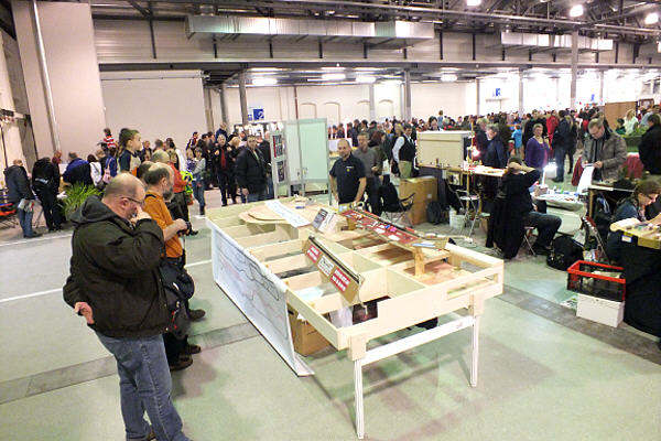 tl_files/mitdenken/upload/mit_denken/messe13_1.jpg